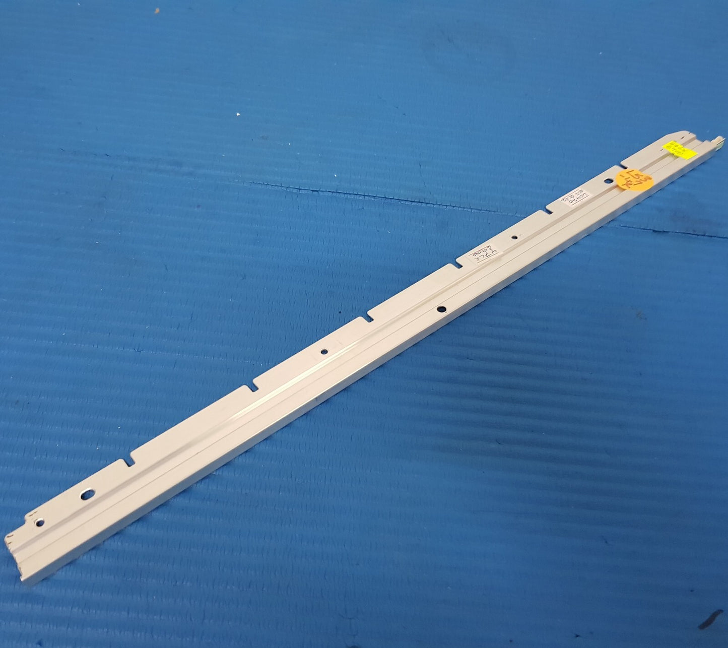 LED BACKLIGHT FOR LG 47LX6900 47" TV 3660L-0349A HOUSING R FROM LC470EUS SC A2