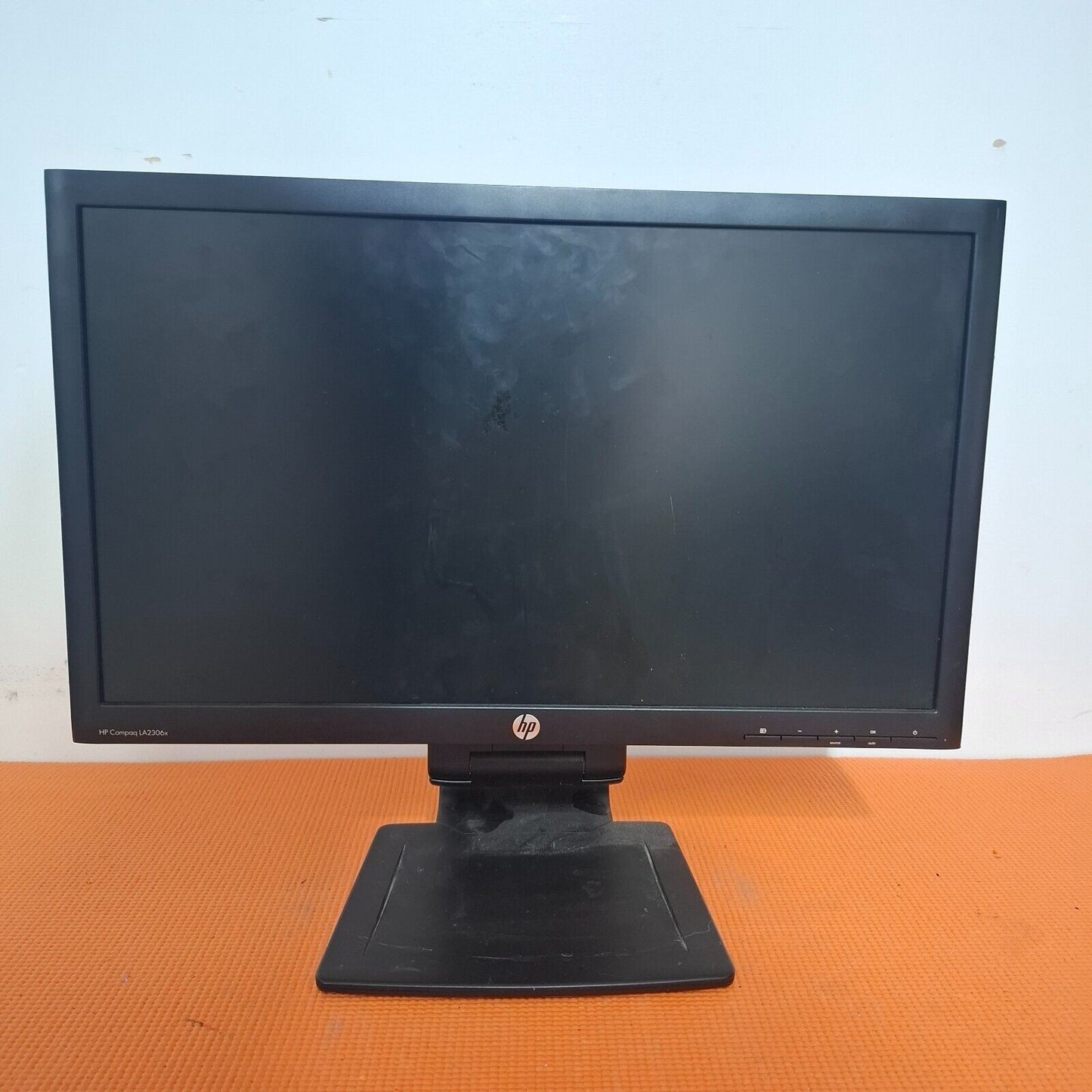 HP COMPAQ LA2306X 23" Widescreen 5ms Full HD 1080p LED Monitor Anti Glare