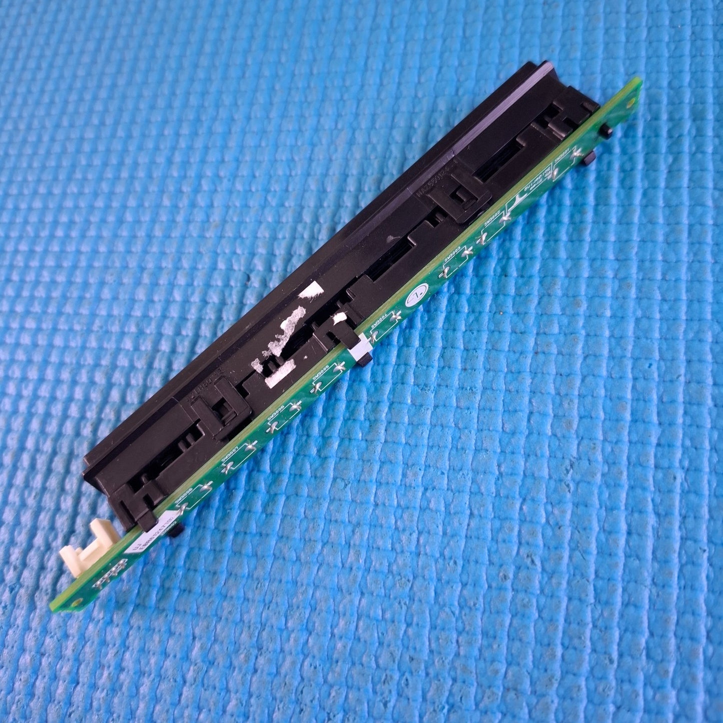 BUTTON UNIT FOR LG 32LH2000 32LD320 32LH300 37LH3000 42LH3000 37LH2000 TV