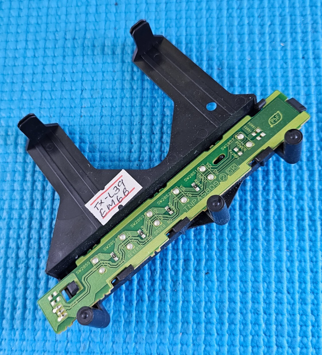 POWER BUTTON UNIT FOR PANASONIC TX-L39EM6B 39" TV TNPA5813 2 GK TBX5ZA025