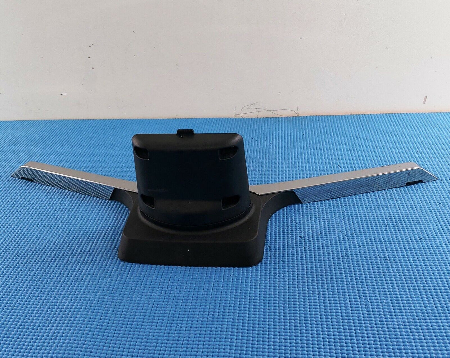 TABLETOP BASE STAND FOR JVC LT-40C880 LED TV + FIXING SCREWS