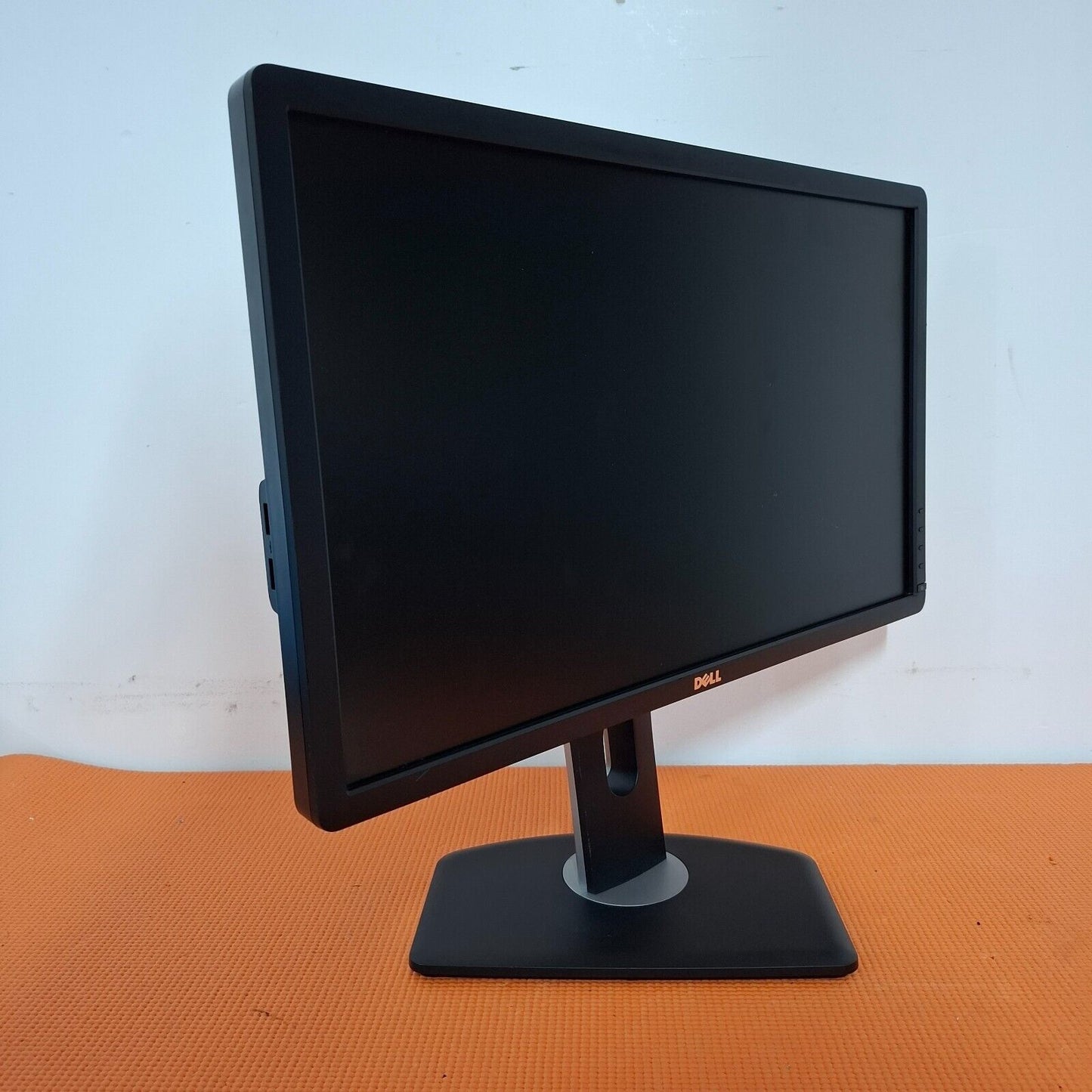 DELL P2412HB 24 inch FULL HD 1080p LED WIDESCREEN MONITOR DVI & VGA