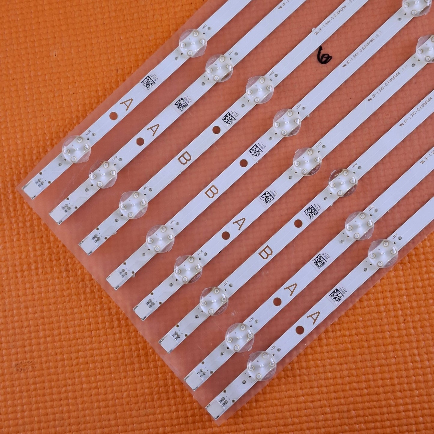 8x BACKLIGHT TX-55FX550B TV SVV550AW9_REV00_A_180523 SVV550AW9_REV00_B_180523