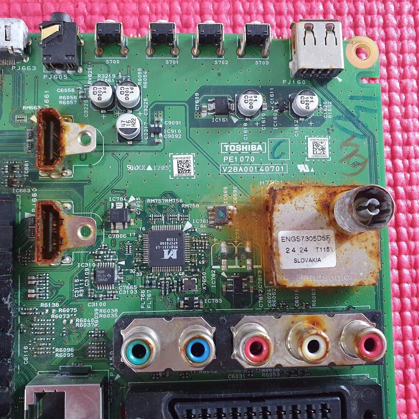 MAIN BOARD FOR TOSHIBA 40RL953PE1070 C 40" TV V28A00140701 SCREEN LTA400HM22