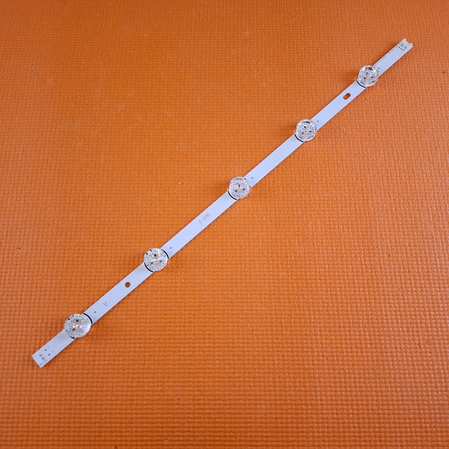 1x BACKLIGHT FOR 55LB550V LG INNOTEK DRT 3.0 55"_A TYPE REV01_140107 6916L-1730A