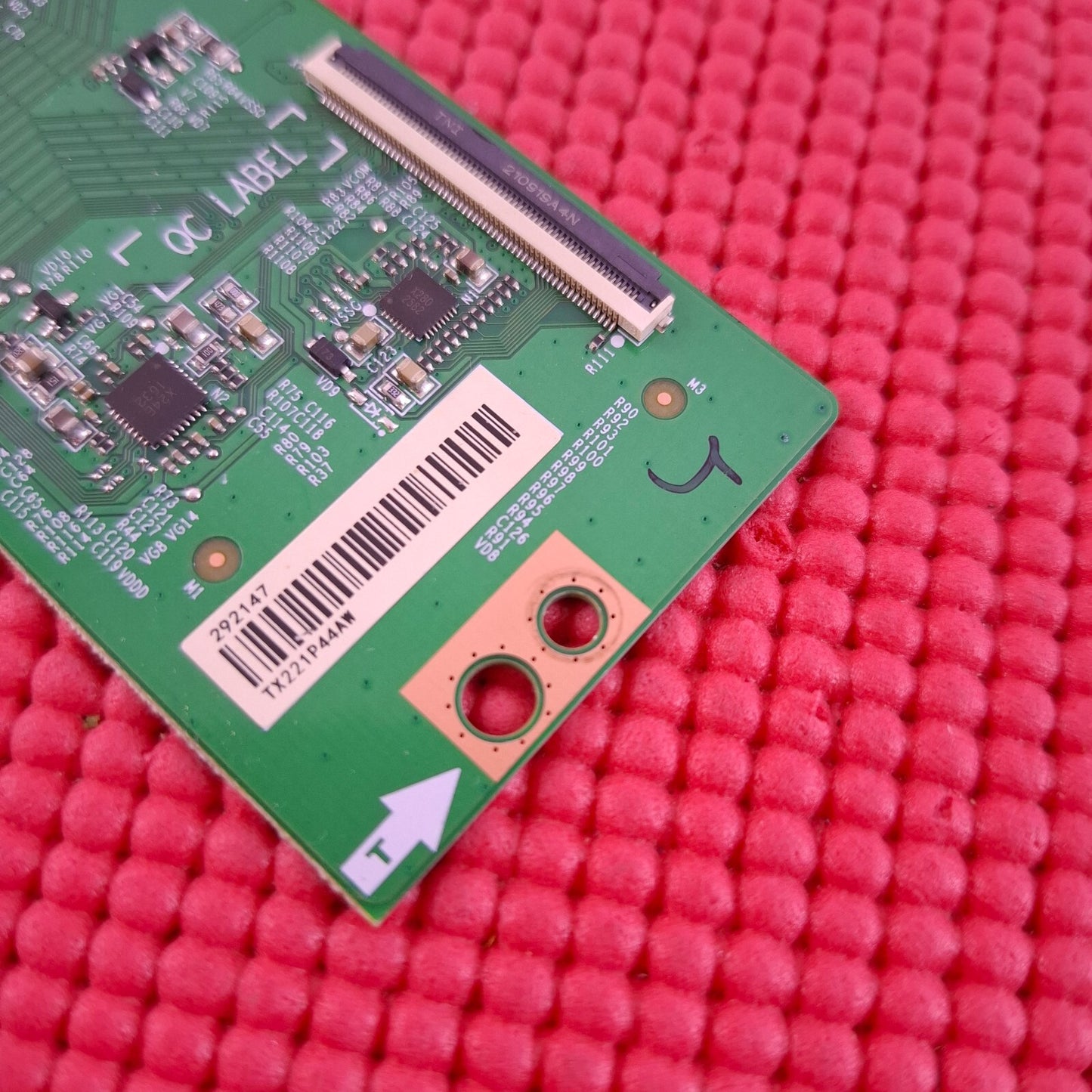 LVDS TCON BOARD FOR HISENSE 43A6GTUK 43" TV RSAG7.820.11133/ROH VER.A 292147