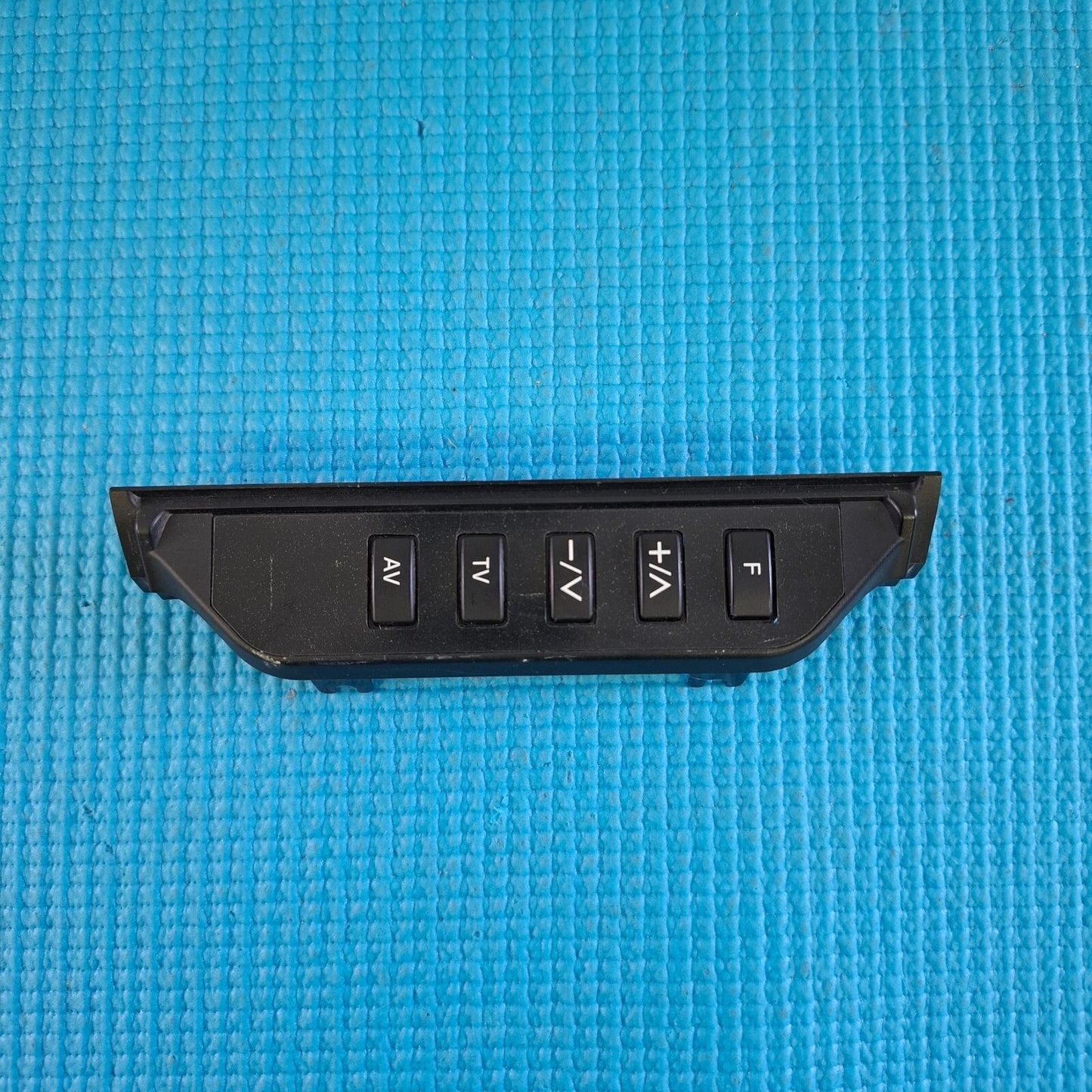 BUTTON FOR PANASONIC TX-P42X10B TX-P42S10B TX-P37C10B TX-P46G10B TNPA4875 1 GK