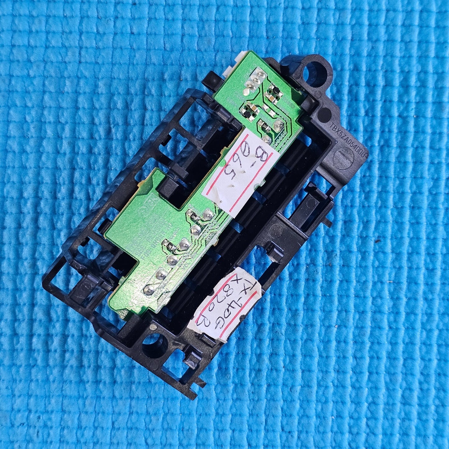 POWER BUTTON UNIT FOR PANASONIC TX-40GX820B 40" TV TNPA6768 1 GK TBX5ZA054