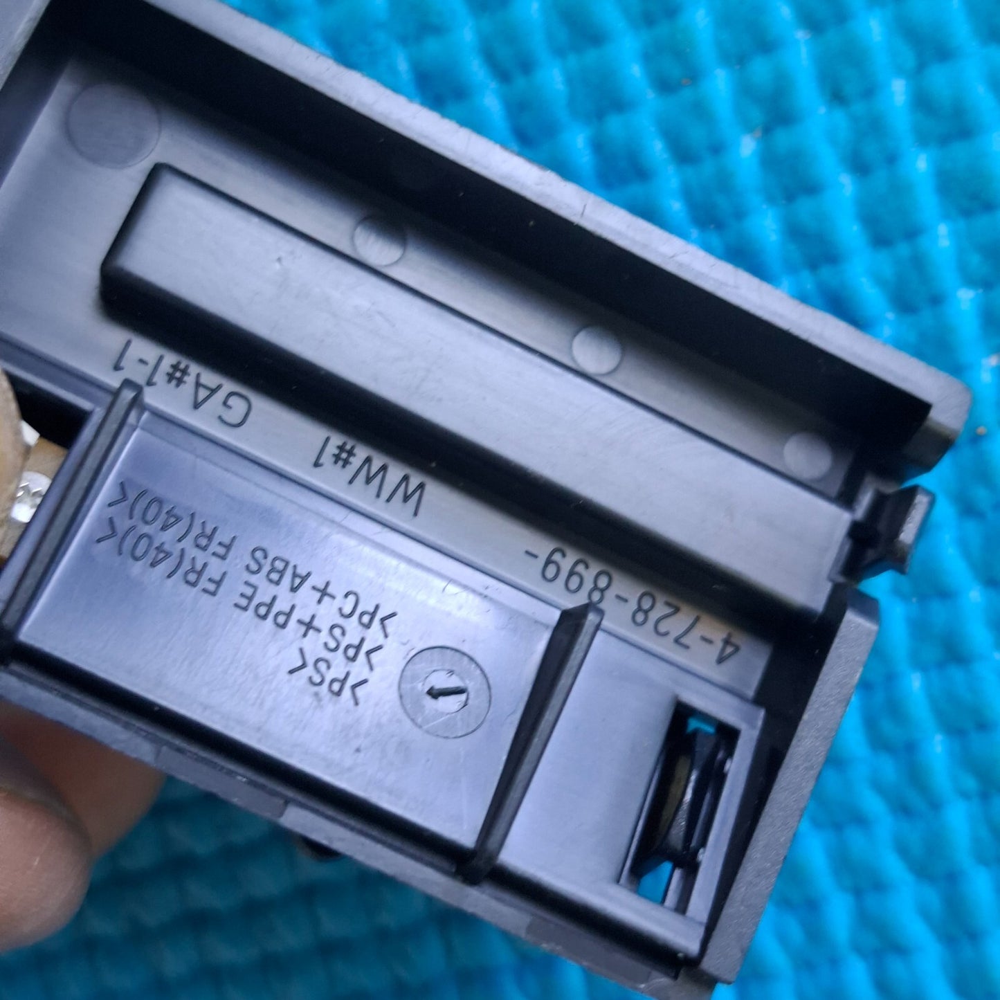 BUTTON UNIT SONY KD-55XG8096 KD-55XG8505 KD-65XF7596 TV 4-728-899