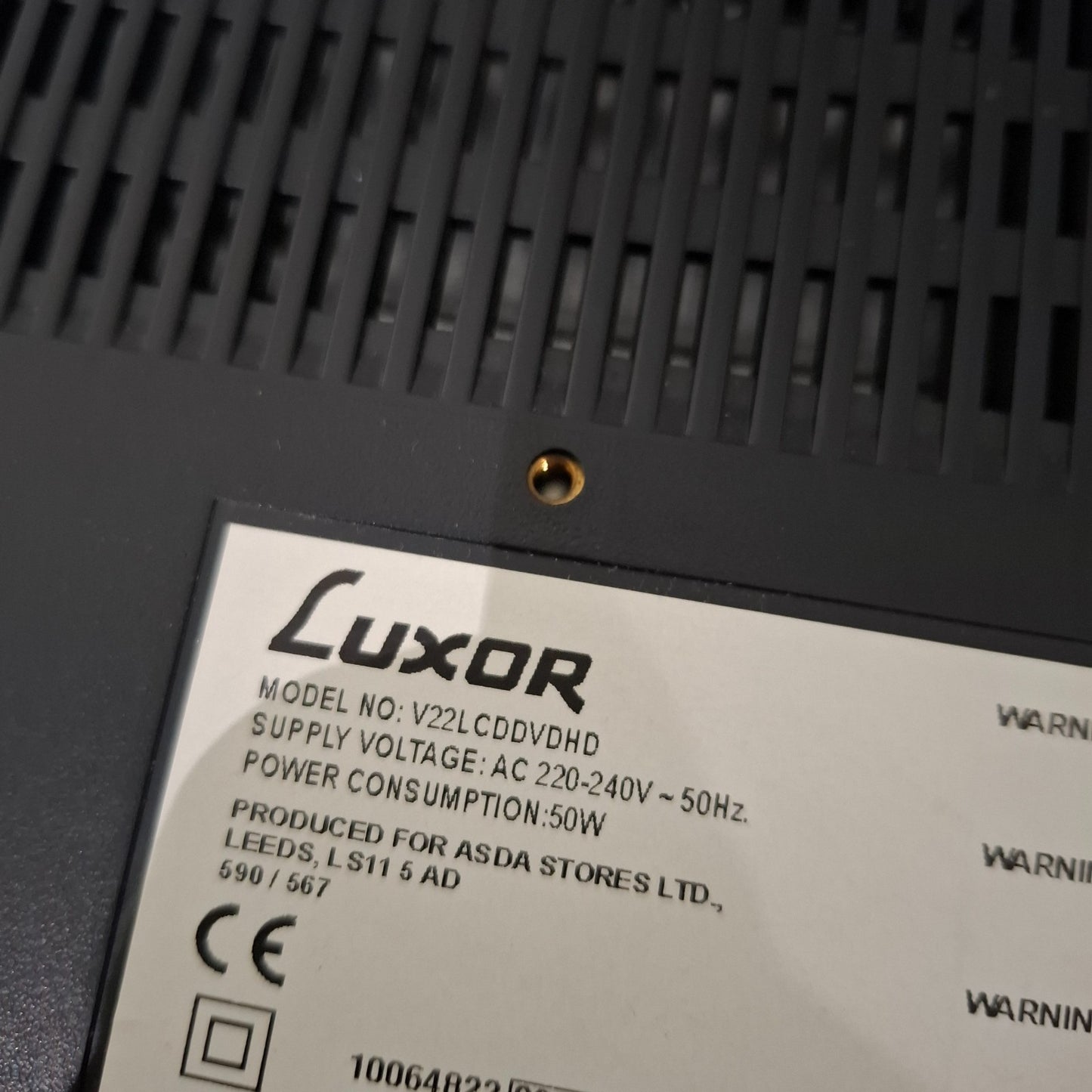 LUXOR V22LCDDVDHD 22" HD Ready LCD TV HDMI USB FREEVIEW - BLACK