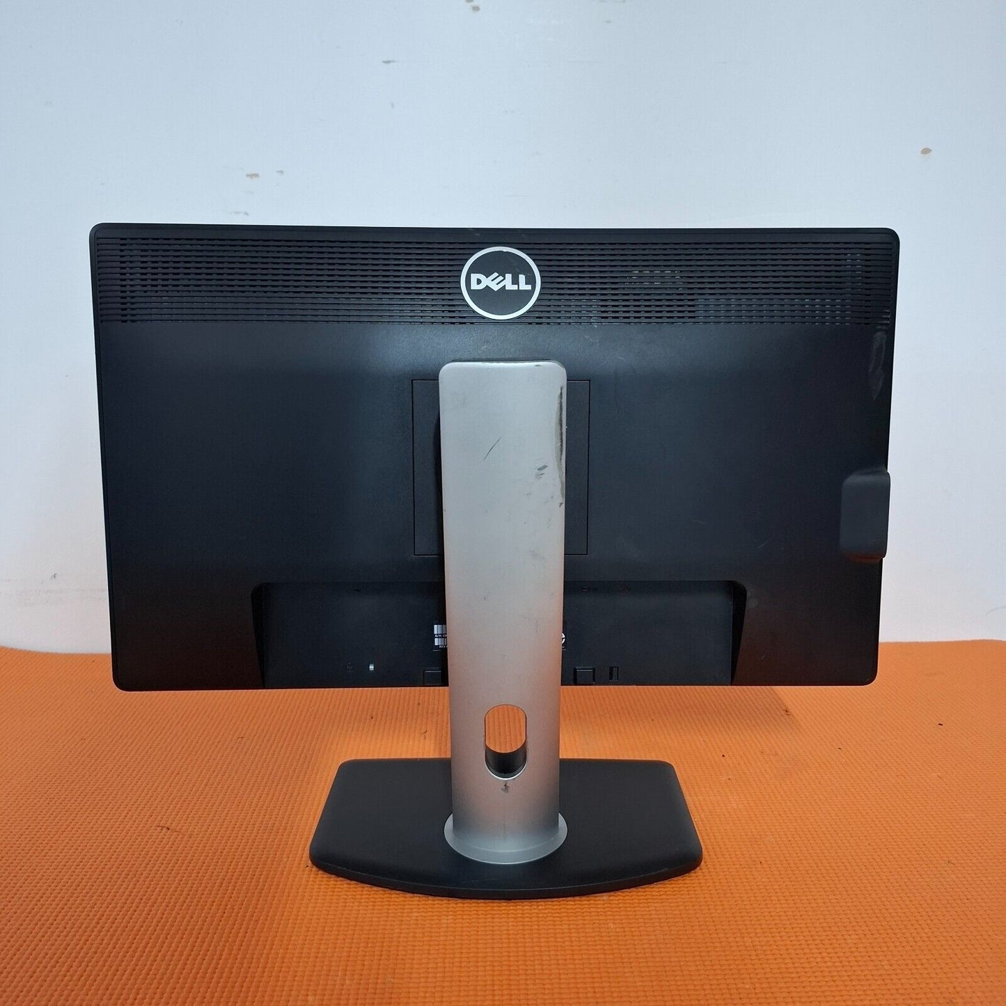 DELL P2412HB 24 inch FULL HD 1080p LED WIDESCREEN MONITOR DVI & VGA