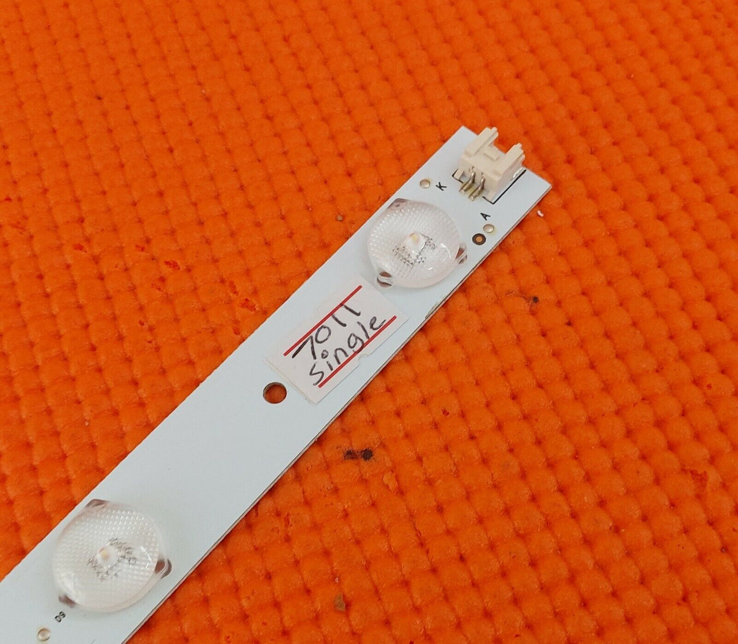 BACKLIGHT SET FR SEIKI SE32HY02UK SE32HY01UK TV TF315D10-ZC17F-01 303TH315038