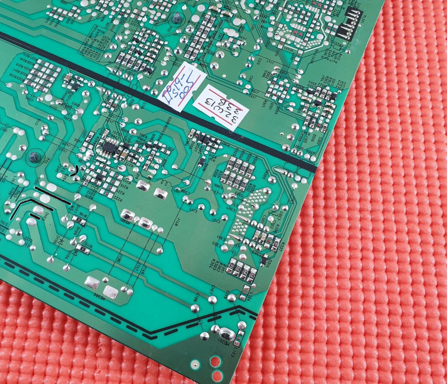 POWER BOARD TOSHIBA 32W1333B 32D1333DB 32W1333D 32D1334B TV 17IPS19-4 23072580