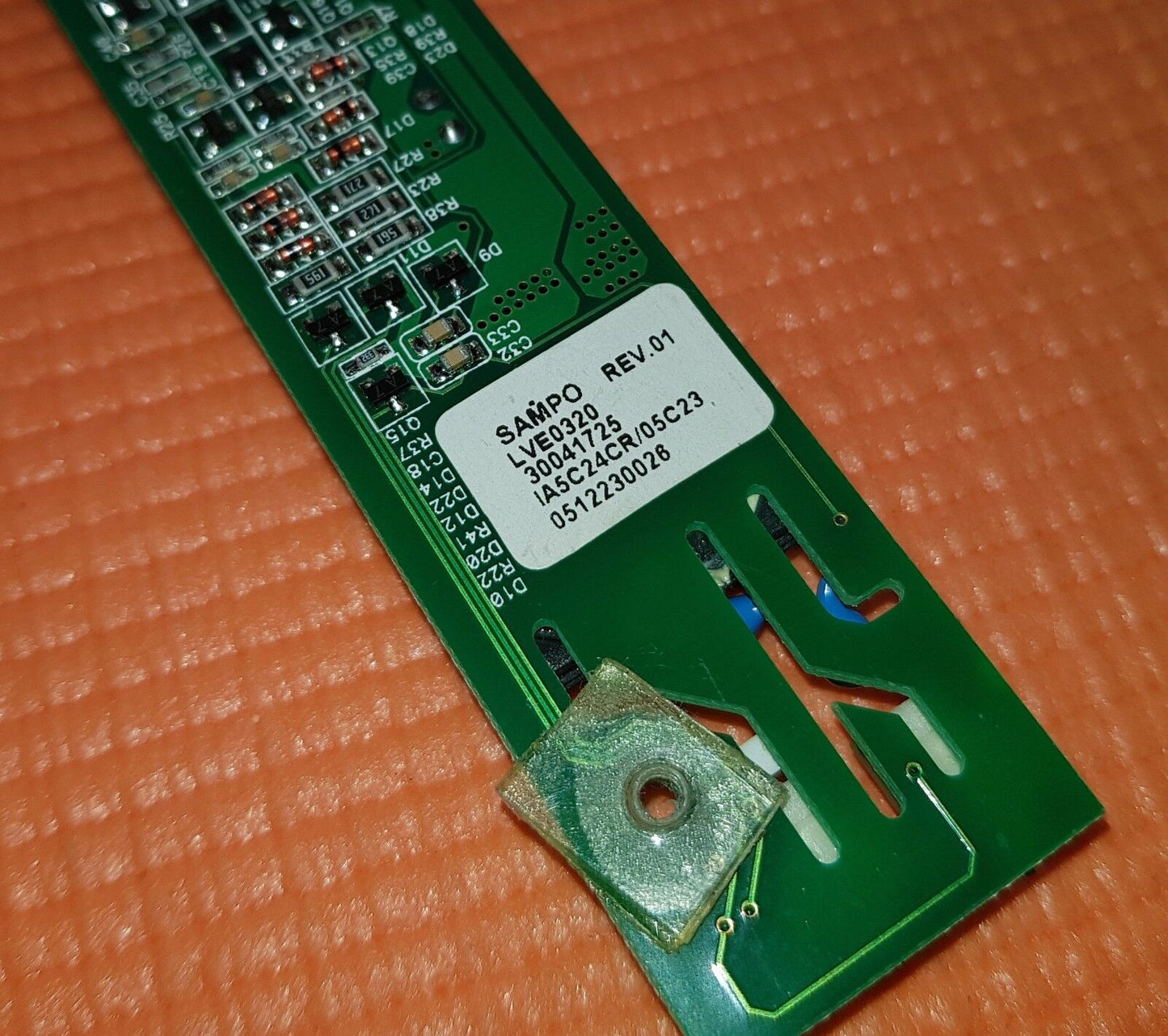 INVERTER BOARD FOR GOODMAN LD1503 15'' LCD TV QPWBGL628IDG-1- REV.0
