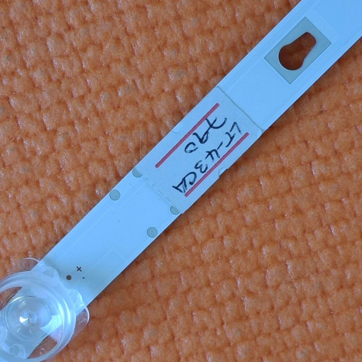 1x SINGLE LED BACKLIGHT STRIP FOR JVC LT-43CA790 43" TV LED42D08A-ZC26AG-01E (A)