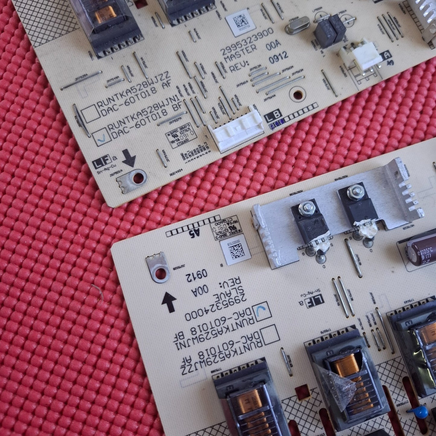 INVERTER BOARD FOR SHARP LC-52D77X LC-52D85UN 52" TV RUNTKA528WJN1 RUNTKA529WJN1