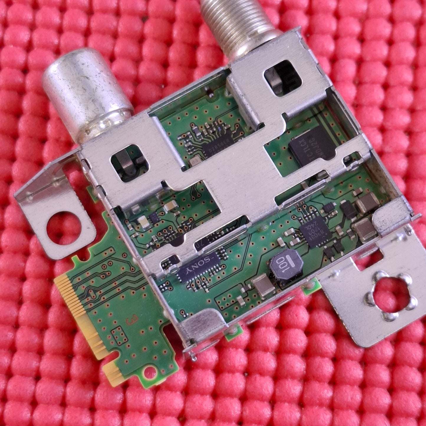 SATELLITE TUNER SONY KD-55XE8396 KD-55XH8096 KD-65XG8196 TV 1-981-980-11 CE251ZP