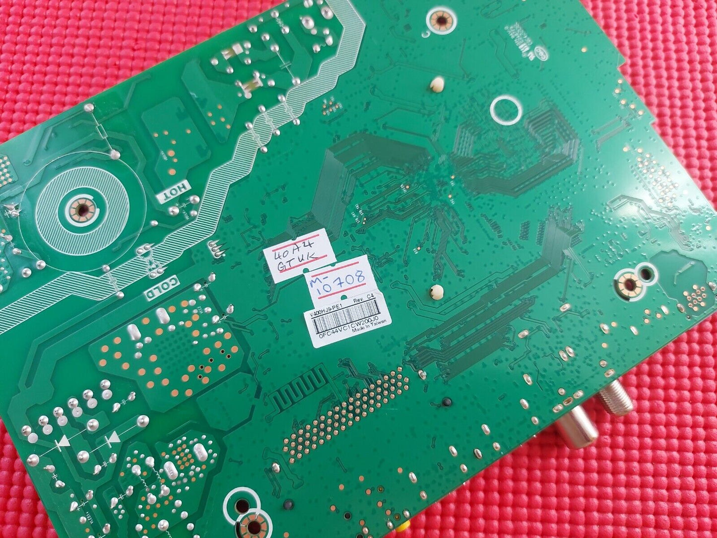 MAIN AV BOARD FOR HISENSE 40A4GTUK 40" TV RSAG7.820.10787/ROH SCREEN V400HJ9