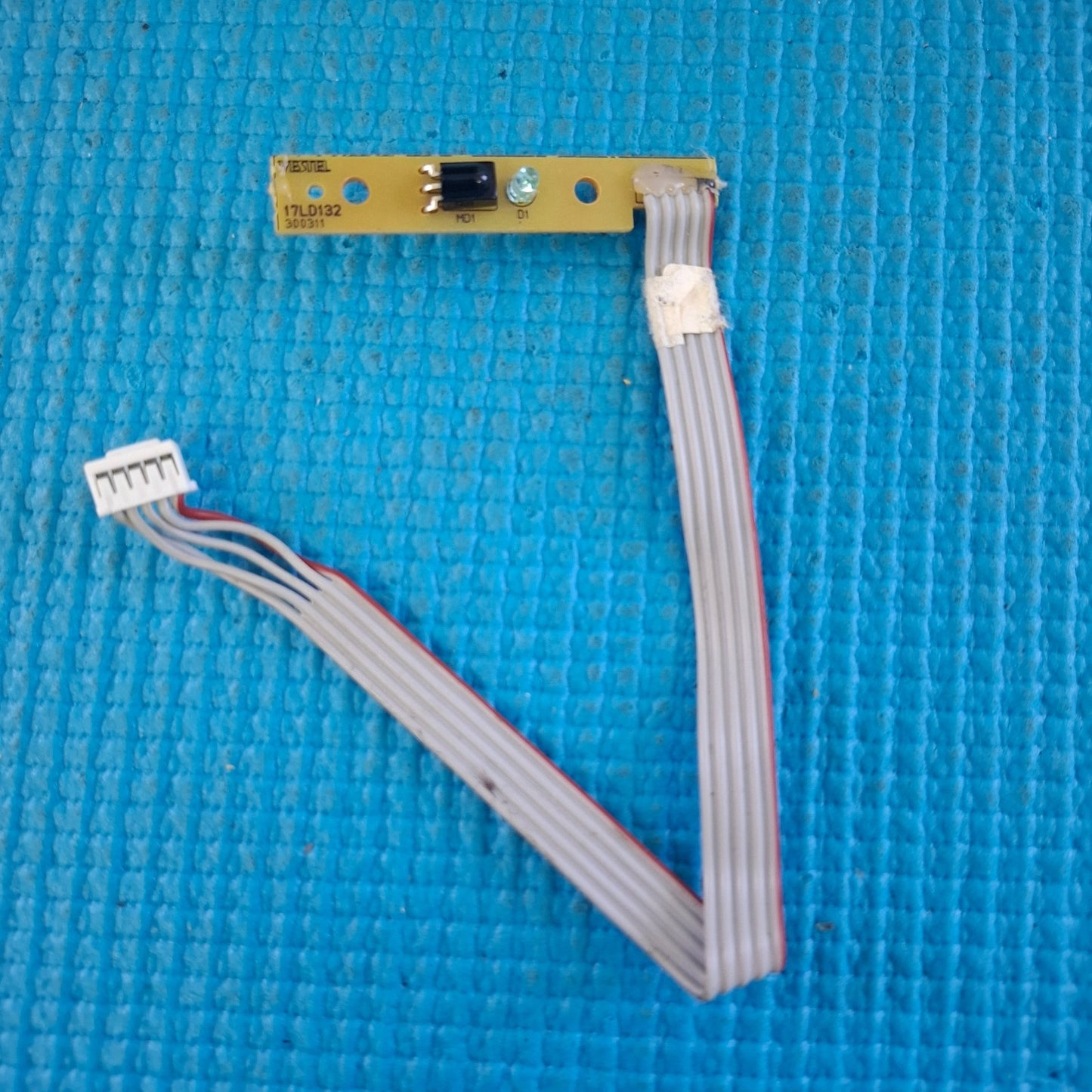 IR REMOTE SENSOR FOR JVC LT-32DA42J BUSH LED22945FHDDVDW TV 17LD132