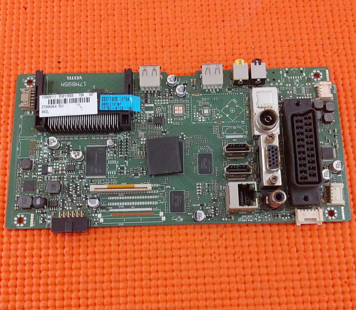 MAIN AV BOARD FOR LAURUS PH-32SMARTLED 32" TV 17MB95M 23211823 SCREEN LC320DXJ