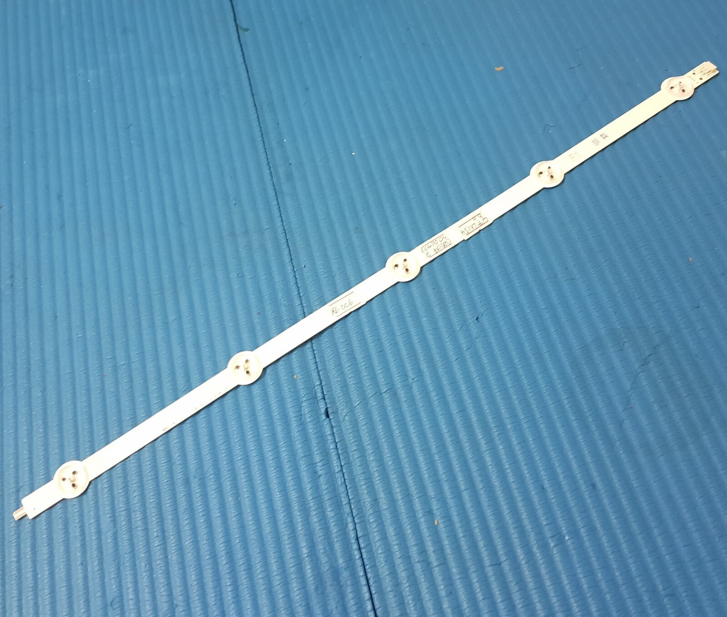 1x BACKLIGHT FOR LG 47LN575 47" LED TV 47" ROW2.1 REV0.7 1 R1-TYPE 6916L-1174A