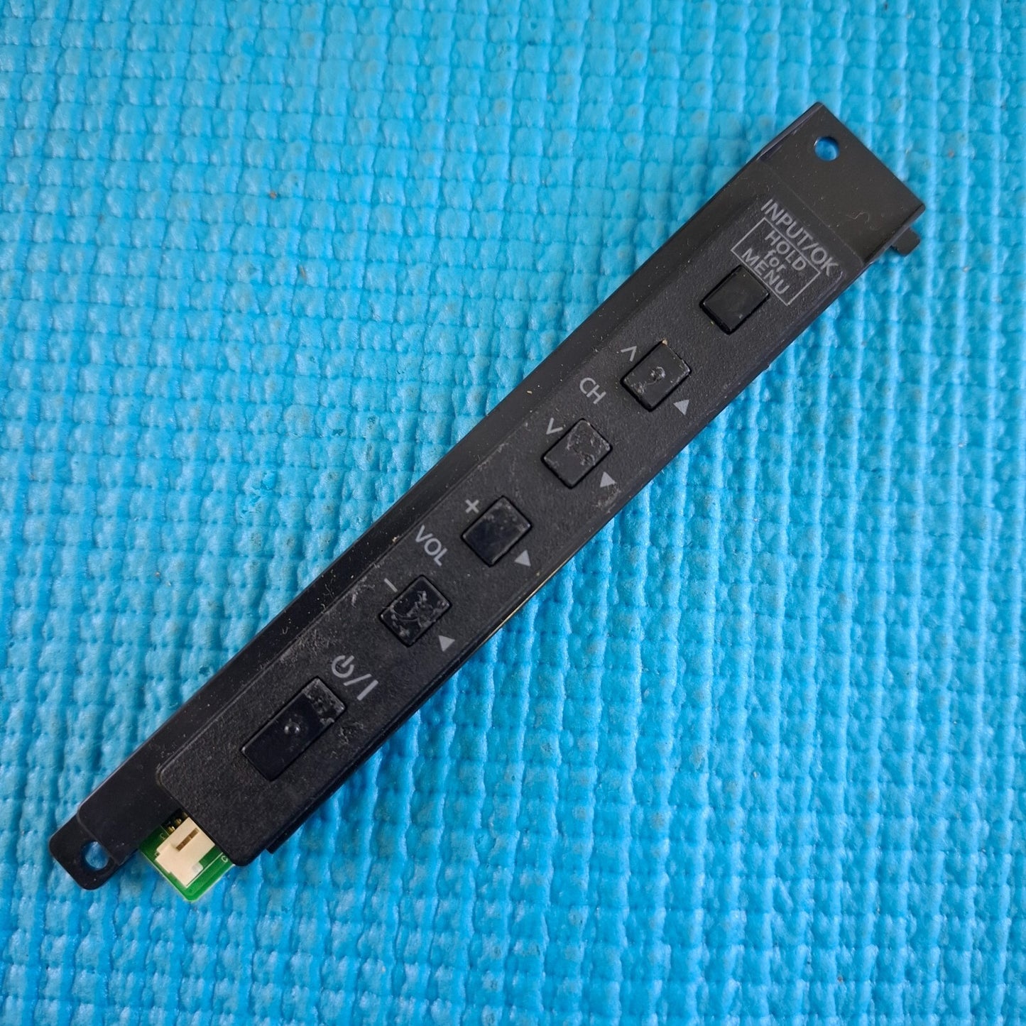 POWER BUTTON UNIT FOR PANASONIC TX-L32EM6B 32" TV TXDSYJ02001