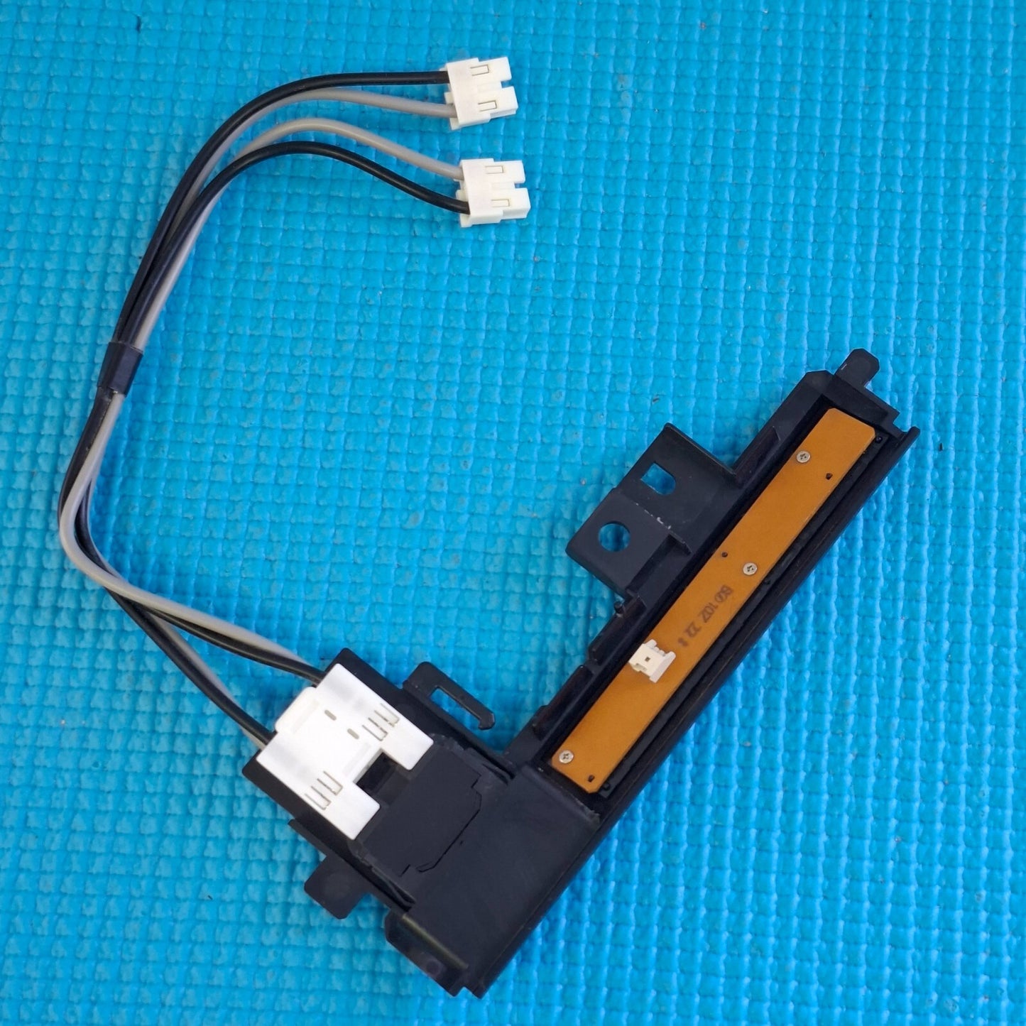 BUTTON UNIT SONY KDL-40NX723 KDL-46HX823 TV 68717-0472
