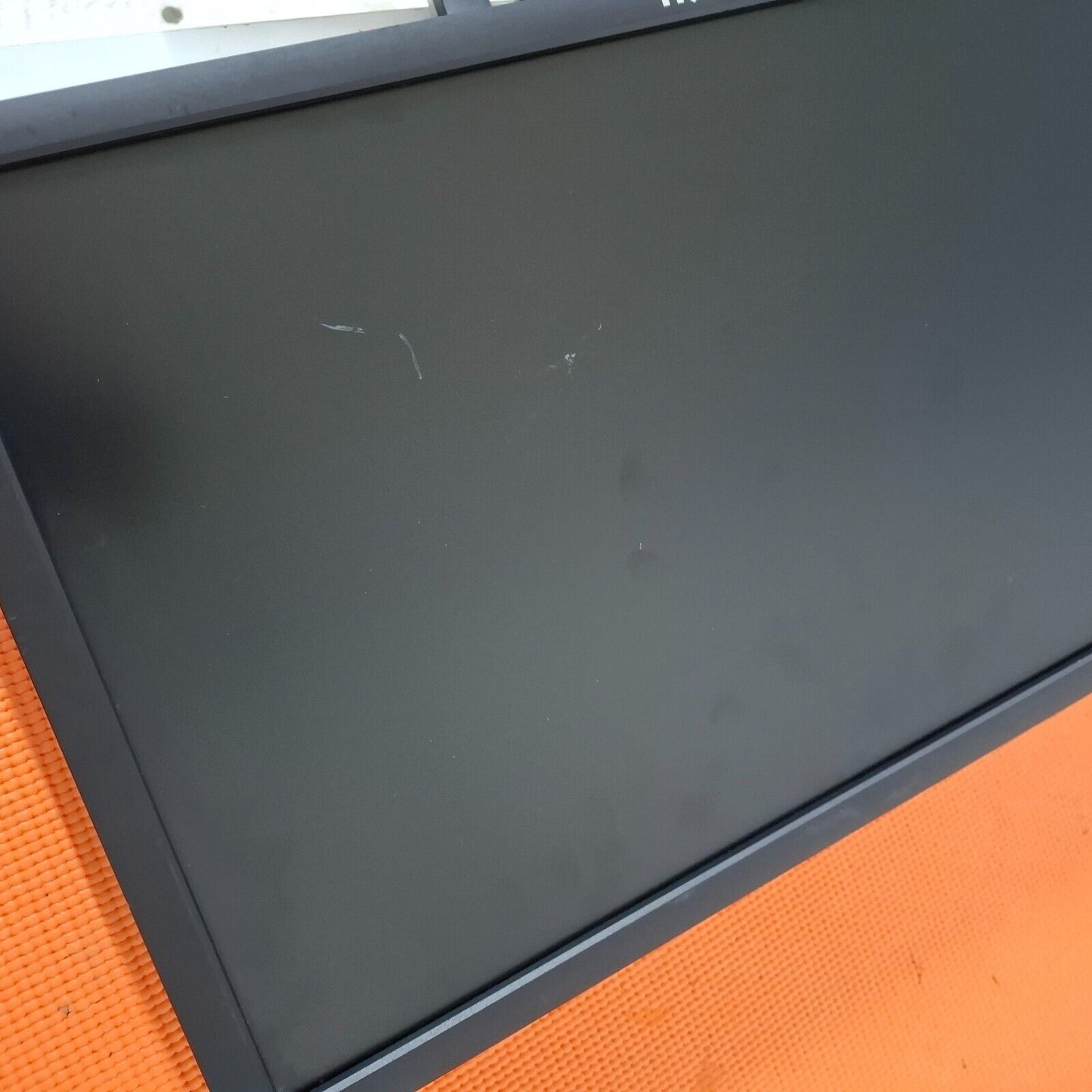 DELL P2412HB 24 inch FULL HD 1080p LED WIDESCREEN MONITOR DVI & VGA