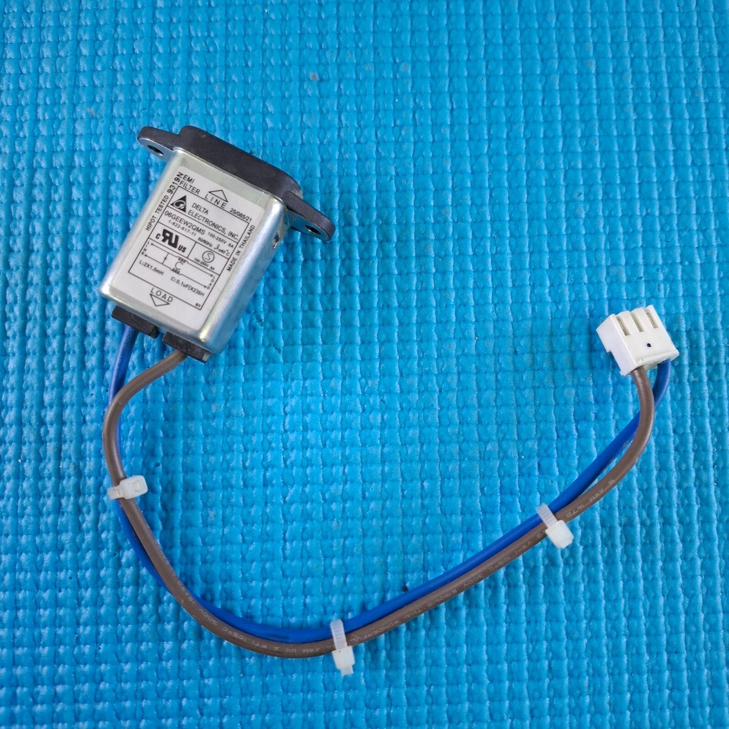 NOISE FILTER SONY KDL-40S5500 KDL-40W5710 KDL-46W5500 TV 06GEEW2QMS 1-822-617-11