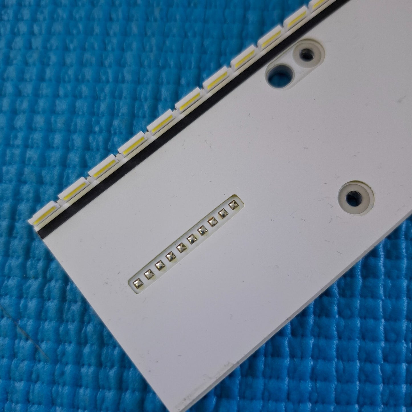 1x SINGLE LED BACKLIGHT FOR SAMSUNG UE65HU8500 UE65HU8280T 65" TV BN96-30667A