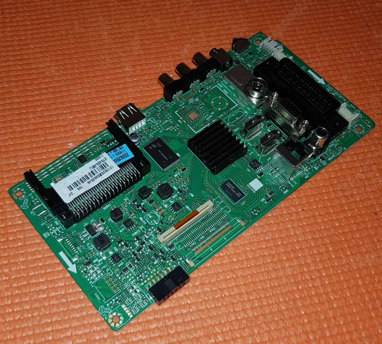 MAIN AV BOARD FOR POLAROID P24D300FP LED TV 17MB110 23362549 SCR:V236BJ1-P03