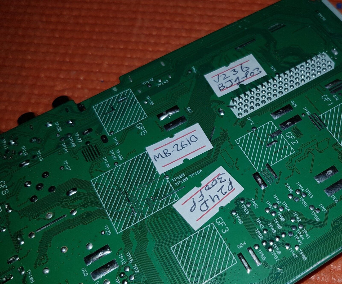 MAIN AV BOARD FOR POLAROID P24D300FP LED TV 17MB110 23362549 SCR:V236BJ1-P03