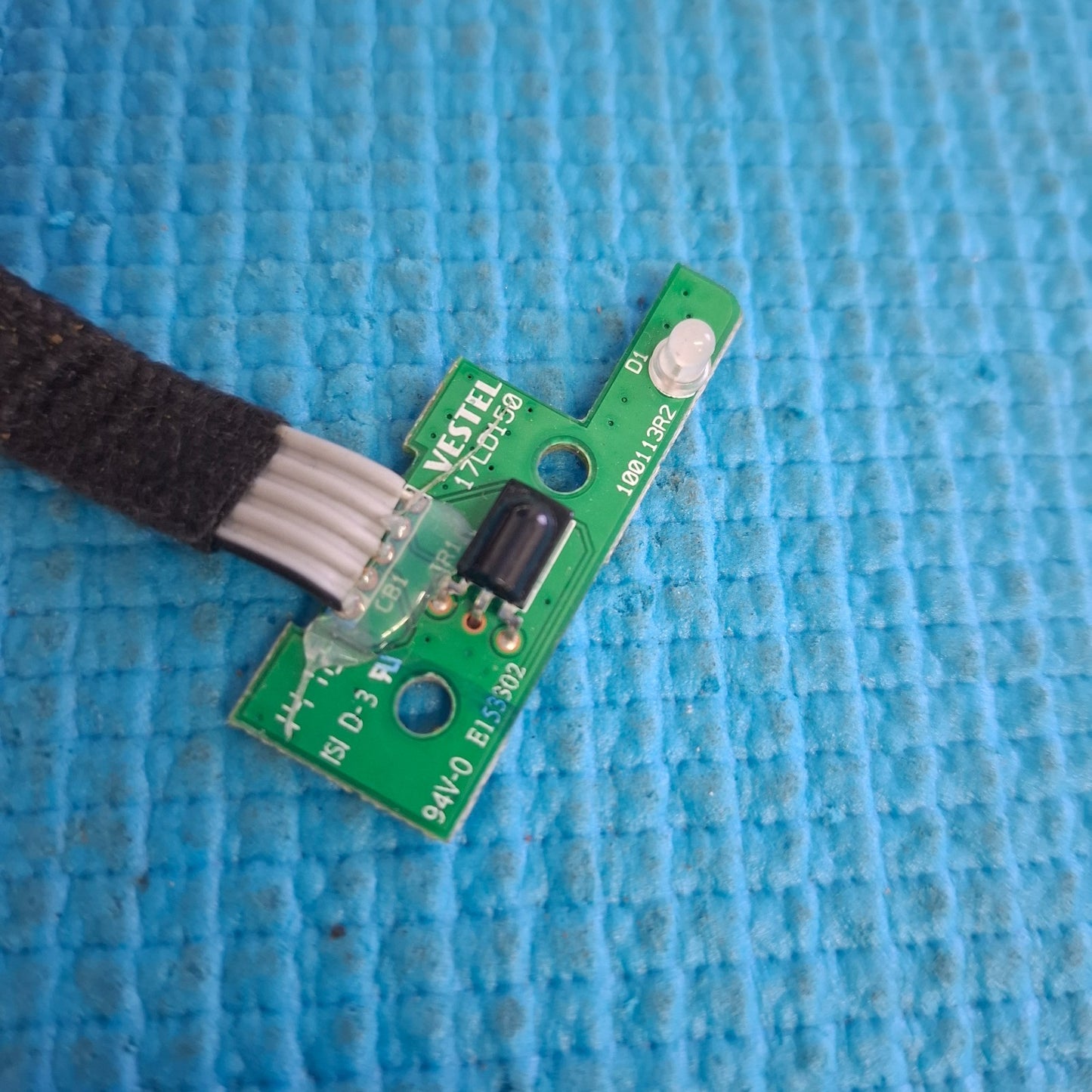 IR REMOTE SENSOR FOR TOSHIBA 32D1333DB 32W3453DB 32W1333DB TV 17LD150 23117479