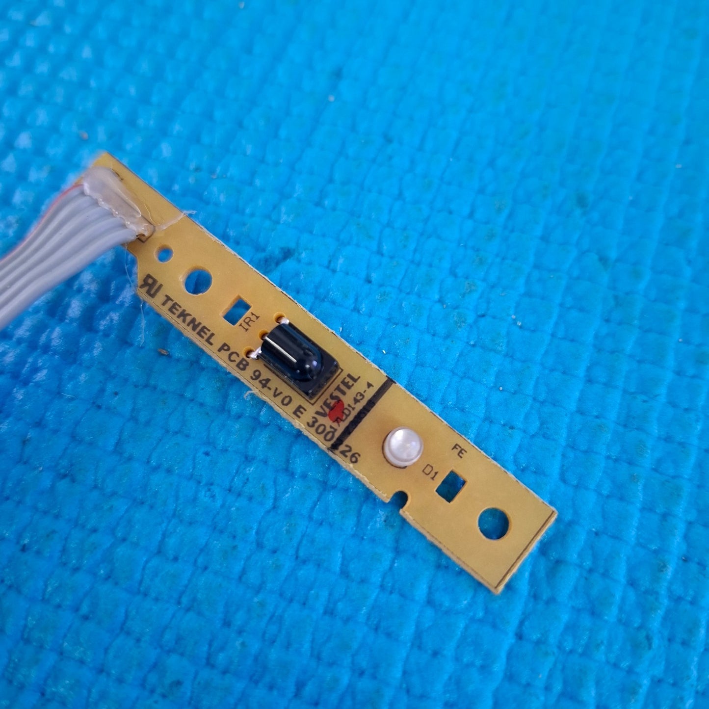 IR REMOTE SENSOR FOR JMB JT0132003B/01 32HXC01U A 32227HDDLED TV 17LD143-4