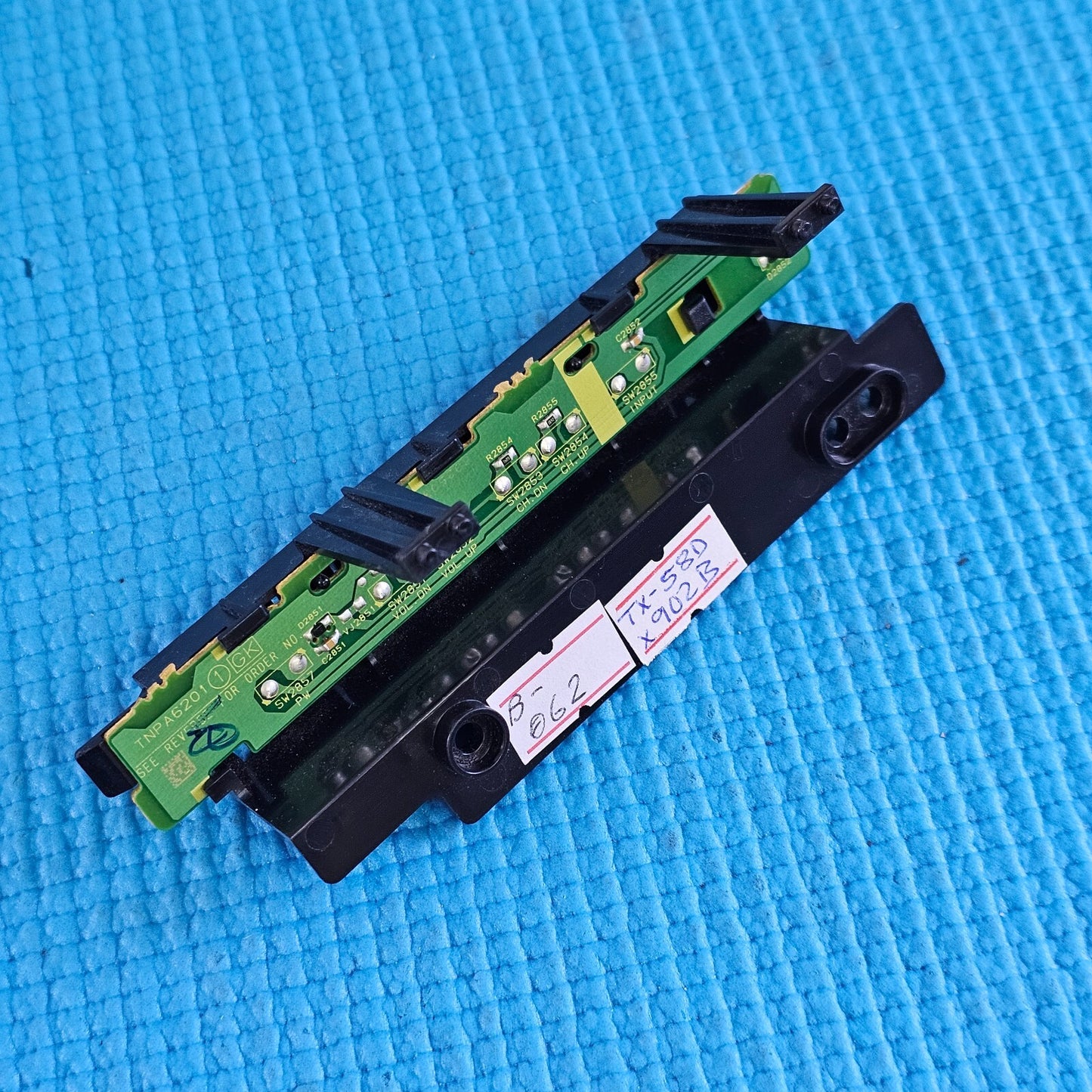 BUTTON UNIT FOR PANASONIC TX-58DX902B TX-65DX902B TV TNPA6201 1 GK TBX5ZA037