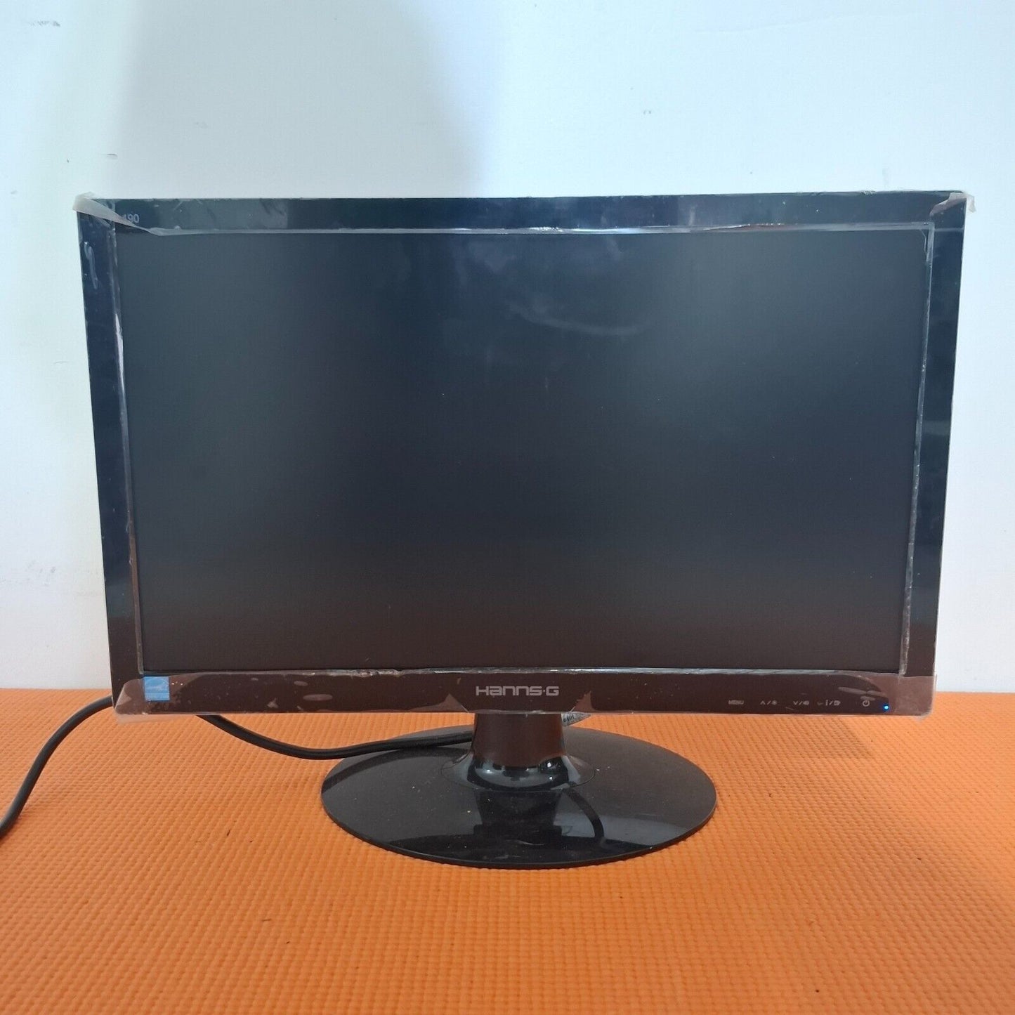 HANNS.G HL190APB 19" 1366 x 768 LCD MONITOR VGA WITH STAND & POWER CABLE