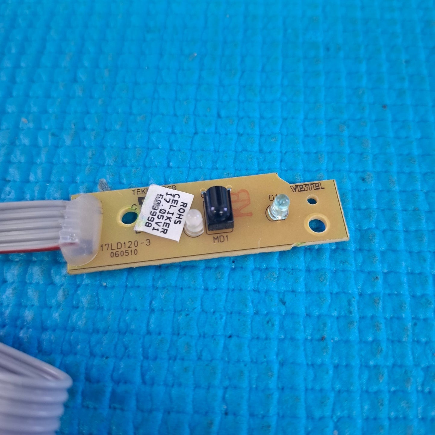 IR REMOTE SENSOR FOR HITACHI L42VC04U H 42" TV 17LD120-3 509998