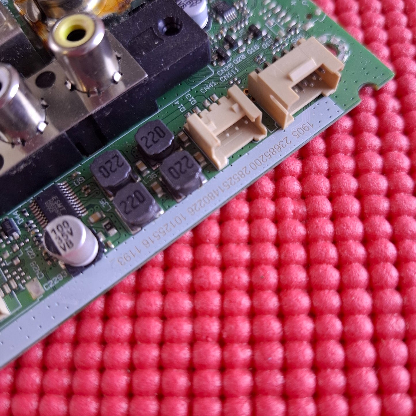 MAIN AV BOARD FOR BUSH DLED43UHDHDRS 43" TV 17MB230 23685200 SCREEN PT430GT01-1