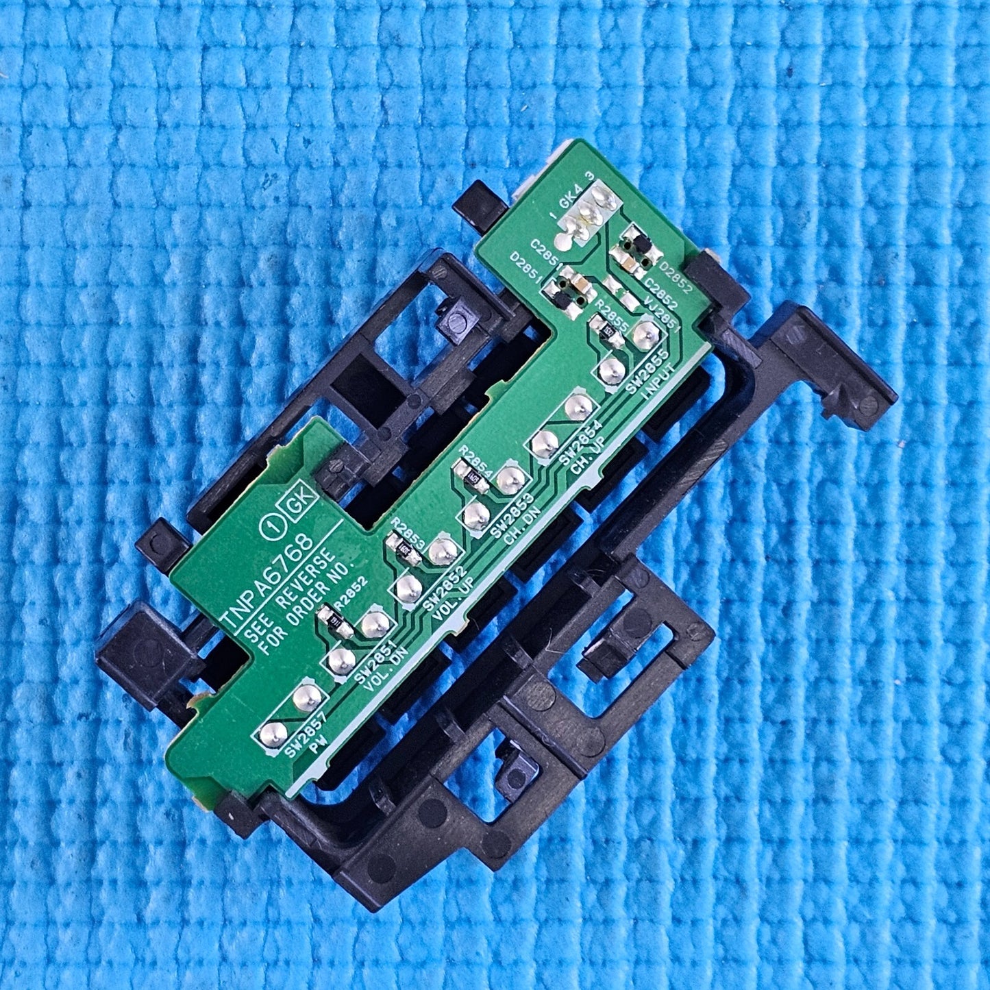 BUTTON PANASONIC TX-55FX740B TX-65FX740B TX-49FX750B TV TNPA6768 1 GK TBX5ZA050