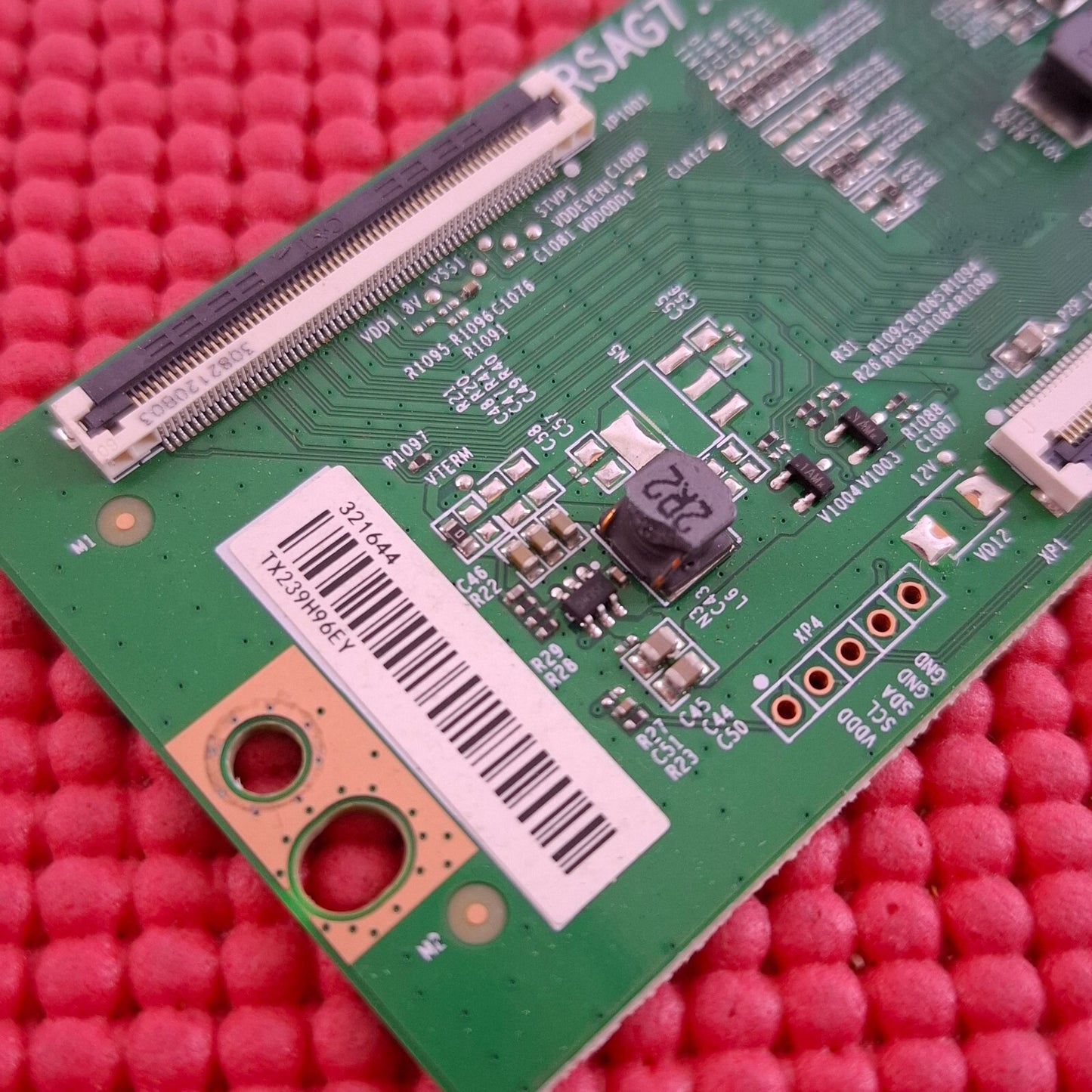 LVDS TCON BOARD FOR HISENSE 65A6KTUK 65" TV RSAG7.820.10545/ROH 321644