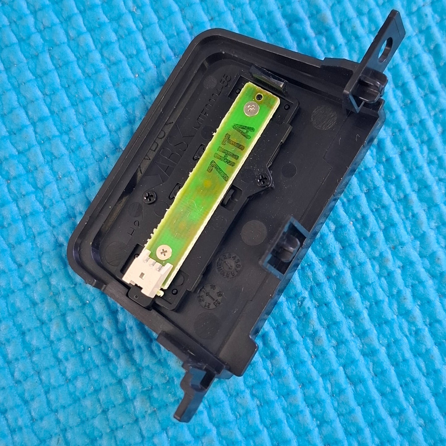 BUTTON UNIT SONY KD-49XE8077 KD-49XE8396 KD-55XE7002 KD-55XE7003 TV MTE0004-55
