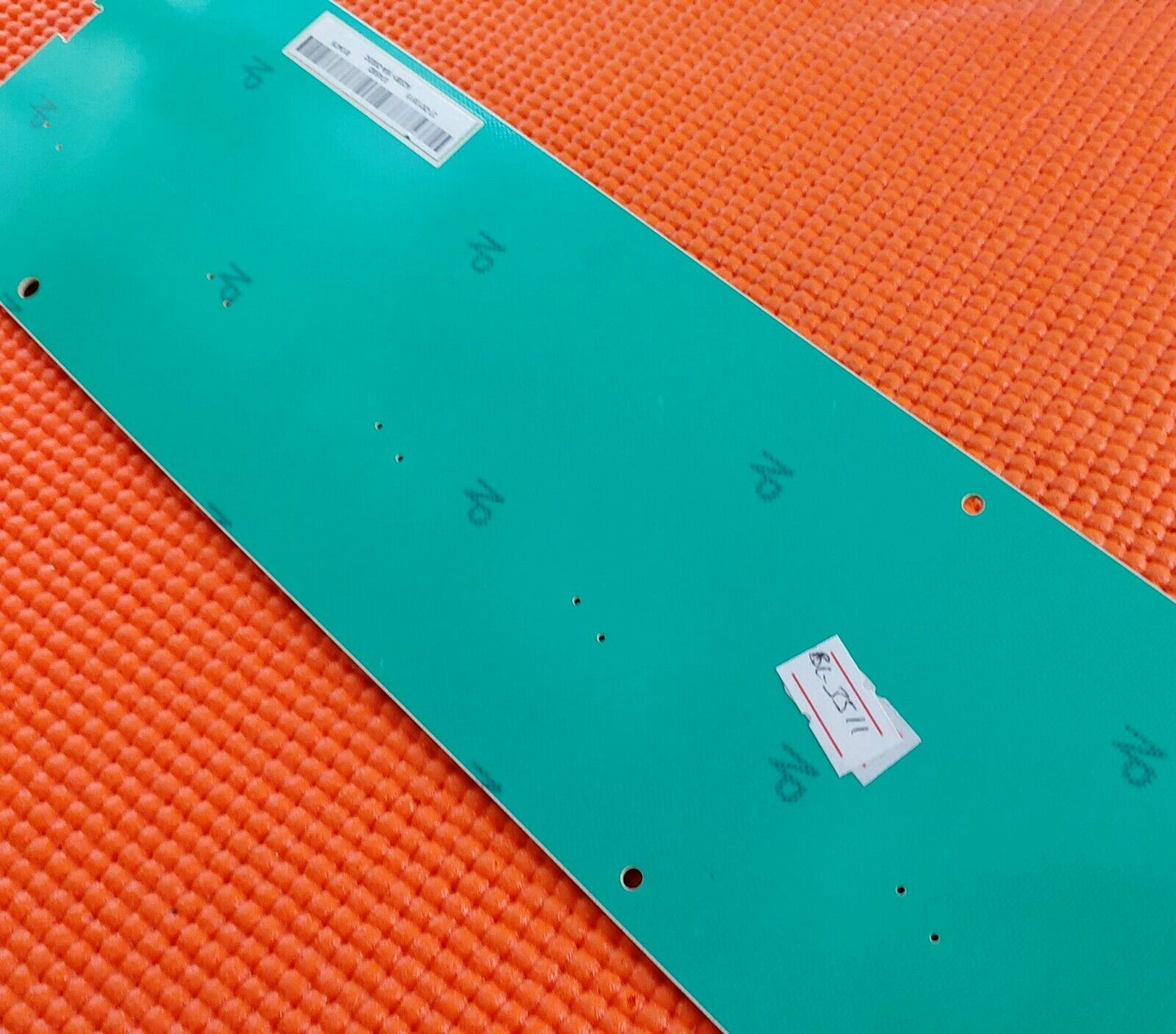 INVERTER BOARD FOR BAIRD, WHARFEDALE 42" LCD TV 4H.V2308.031 /D2 SLAVE