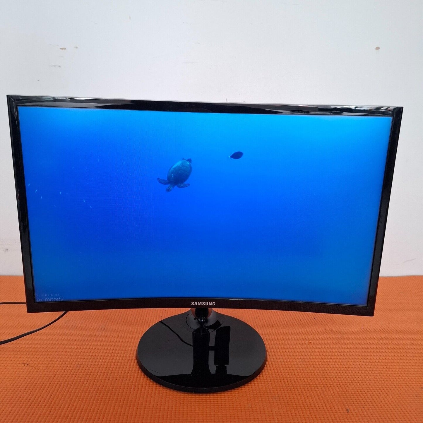 SAMSUNG C22F390FHU 22" Curved 60Hz Full HD 1080p LED Monitor - Black