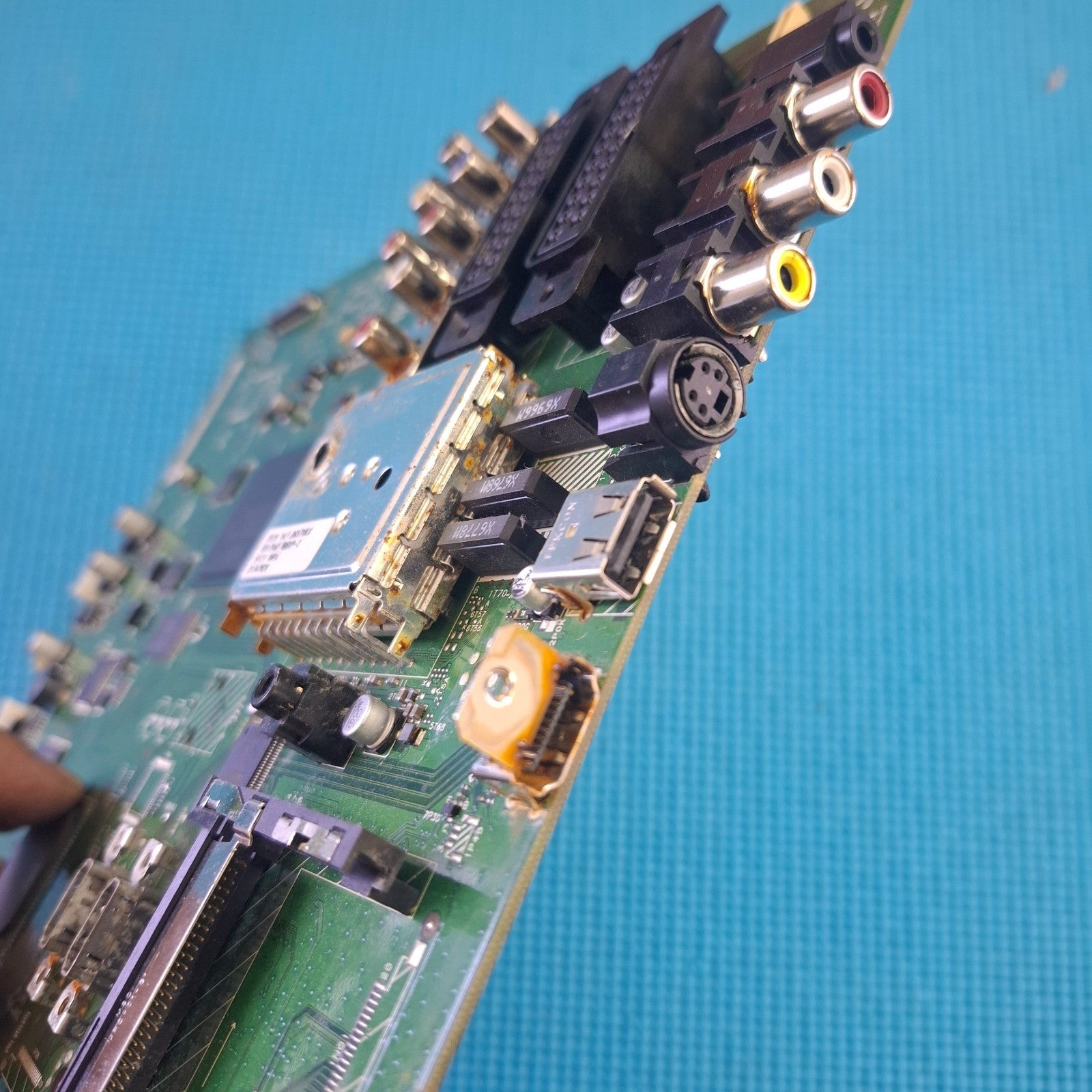 MAIN AV BOARD FOR PHILIPS 32HFL5870D/10 TV 313928800533 SCREEN LC320WXN SB A1