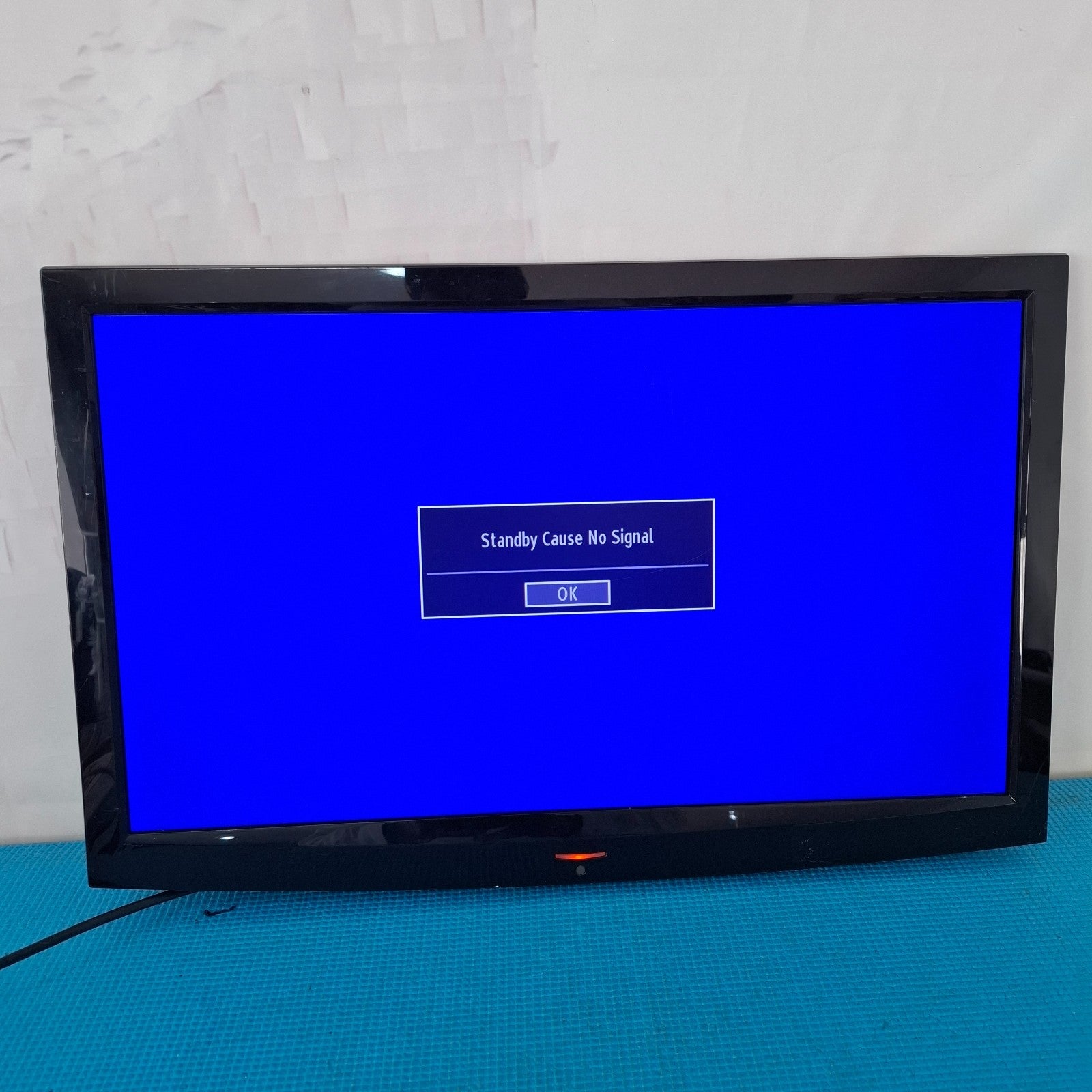 DIGIHOME DIGILED24HDCT 24" HD READY 720P LED TV + WALL MOUNT BRACKET