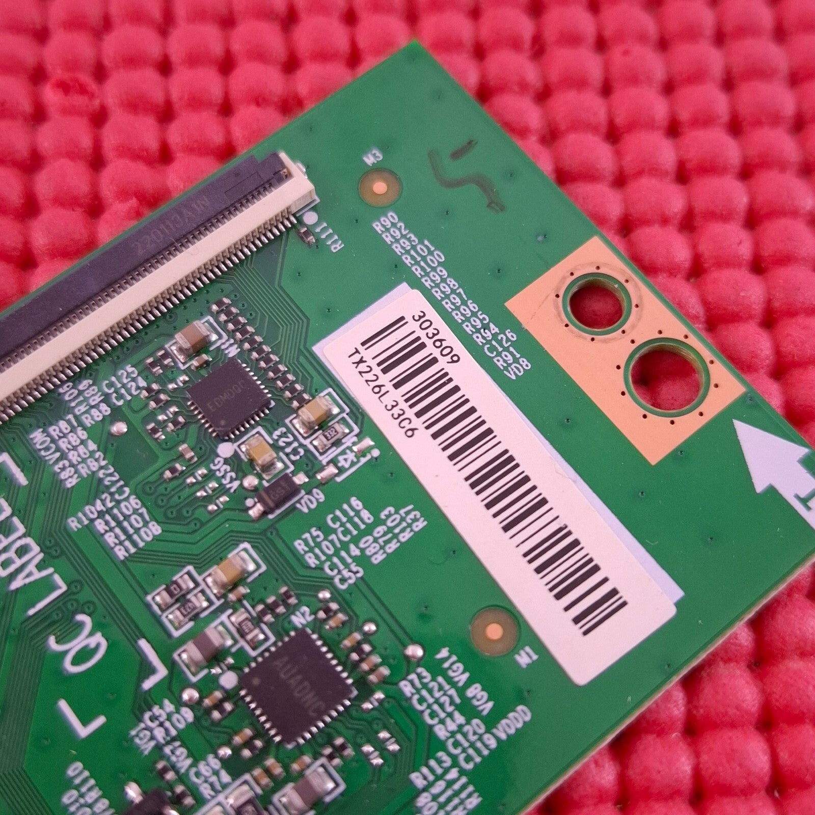 LVDS BOARD FOR HISENSE 43A6BGTUK 43A7GQTUK TV RSAG7.820.11133/ROH VER.A 303609