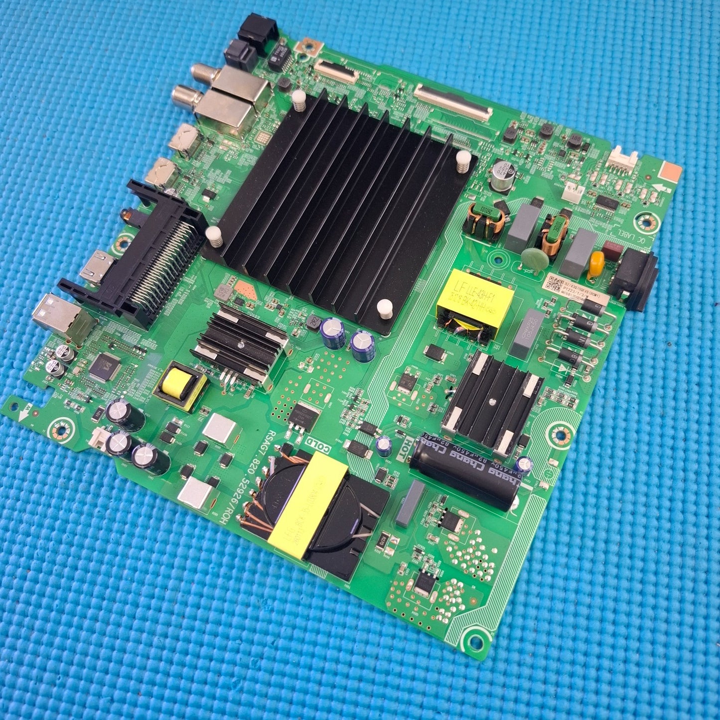 MAIN BOARD FOR HISENSE 43E7QTUK PRO TV RSAG7.820.52926 446176 SCREEN T430QVN03.Z