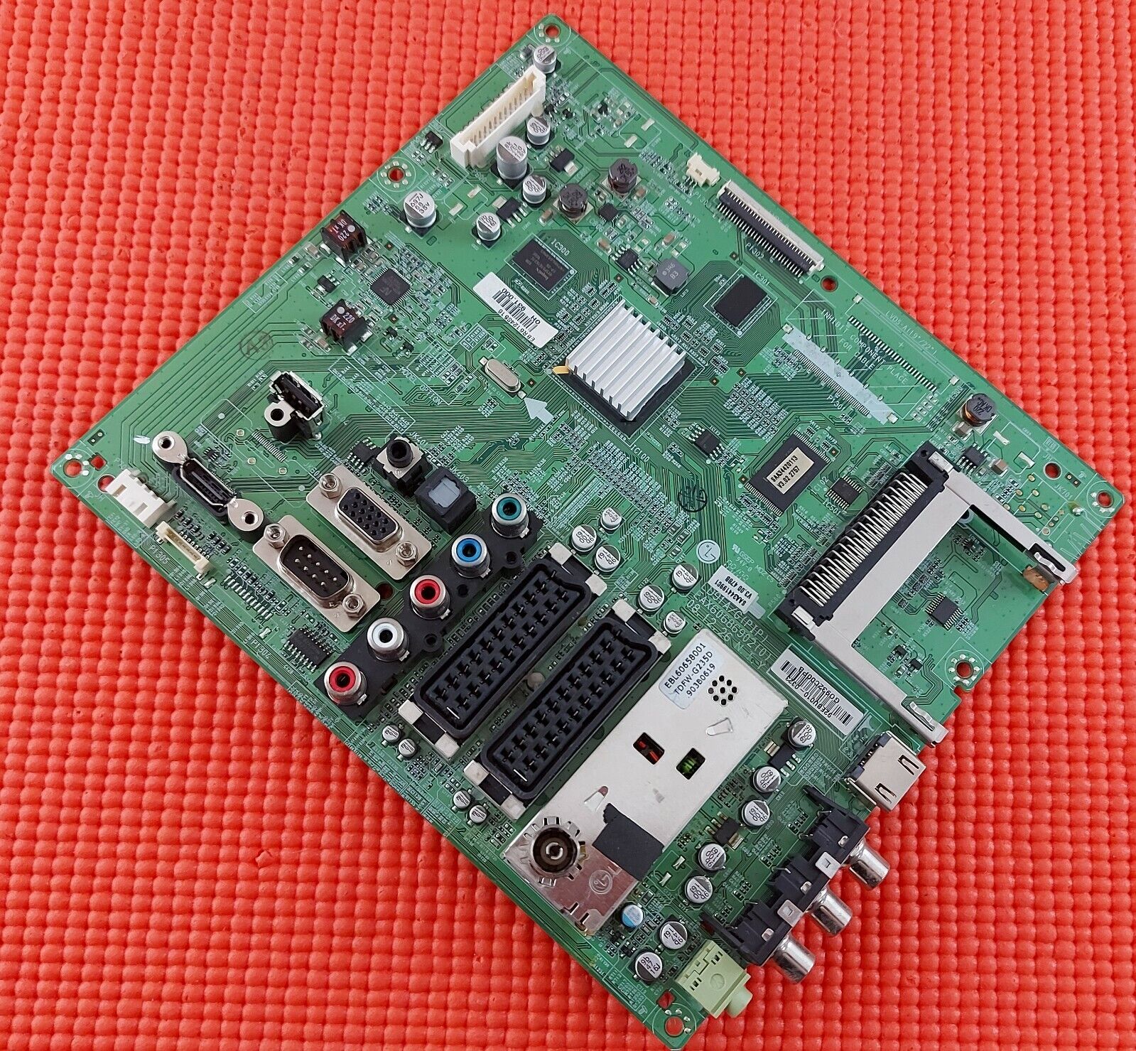 Platine main board ref BN94-05940Q pour tv Samsung HG40EA670SW Platine main board ref BN94-05940Q pour tv Samsung HG40EA670SW