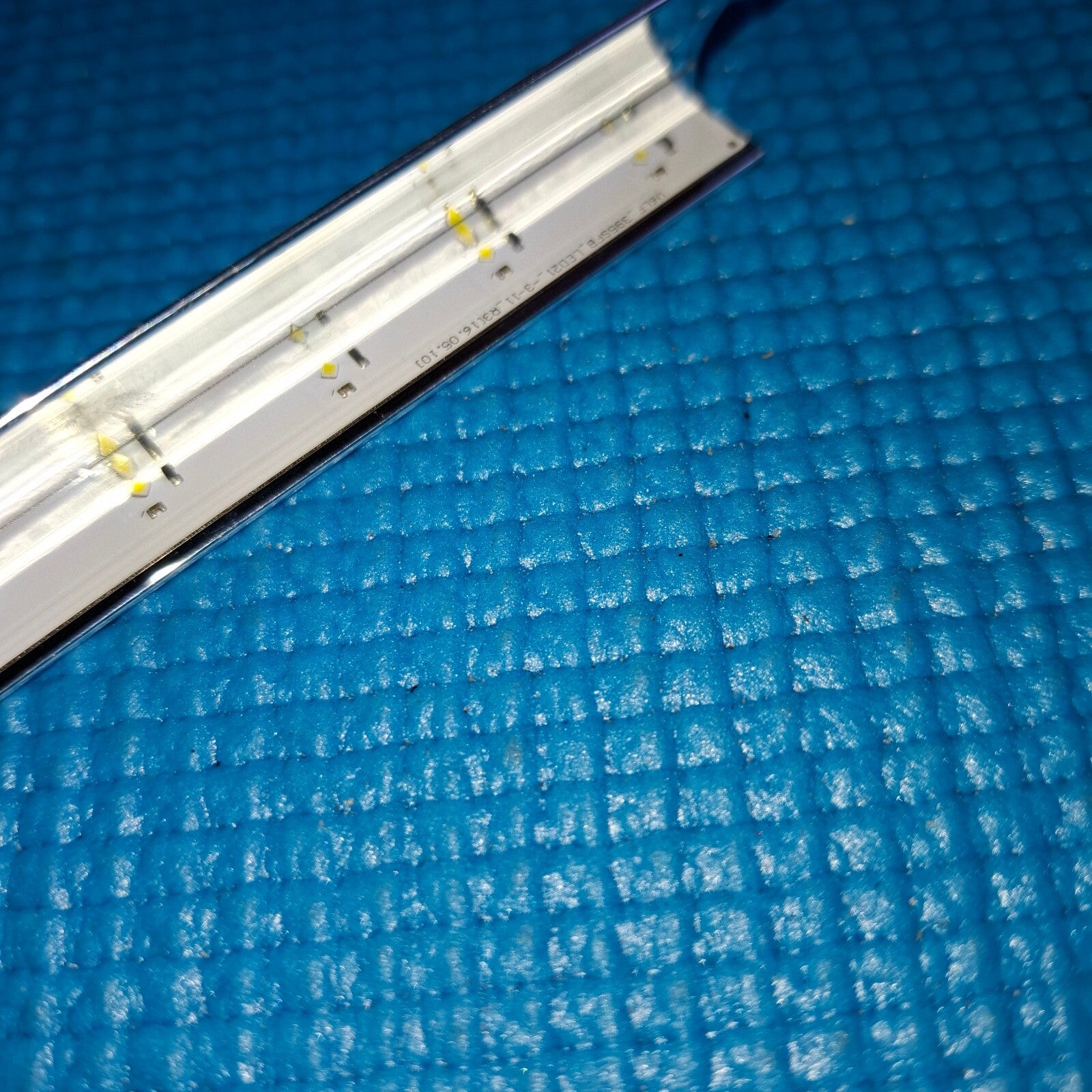 1x BACKLIGHT UE40K5100 TV BN96-39720A V6LF_395SFB_LED21_-3-11_R3 CY-FK040BNNV3H