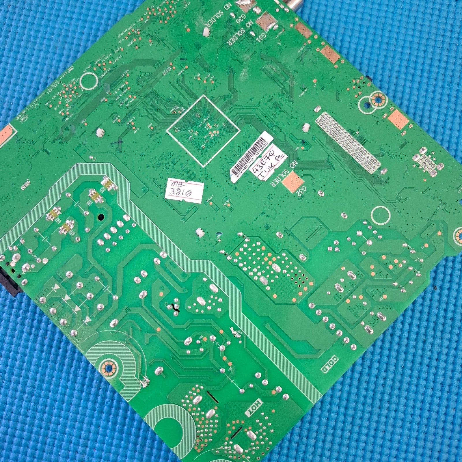 MAIN BOARD FOR HISENSE 43E7QTUK PRO TV RSAG7.820.52926 446176 SCREEN T430QVN03.Z